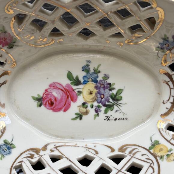 Antique Dresden Carl Thieme Signed Lattice Oval Bowl w/ Porcelain Flowers READ - Picture 11 of 12